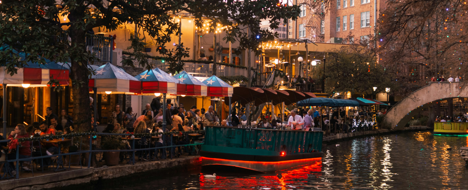 Riverside restaurant in San Antonio